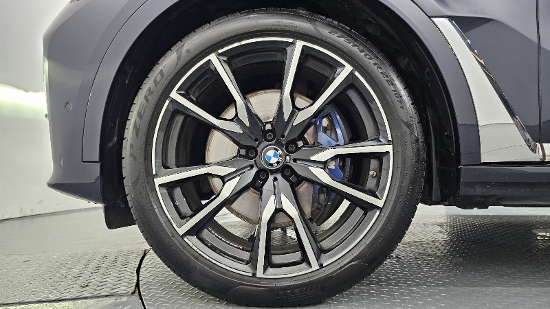 car BMW X7 id59830 photo #5