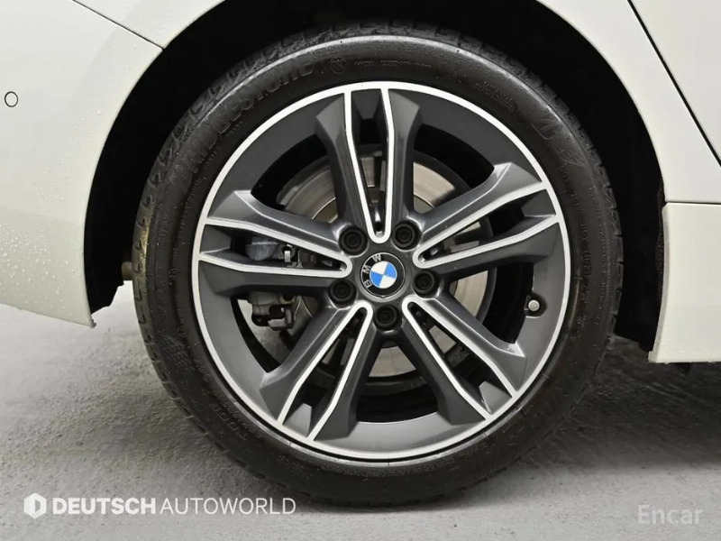 car BMW 1 Series id59852 photo #5