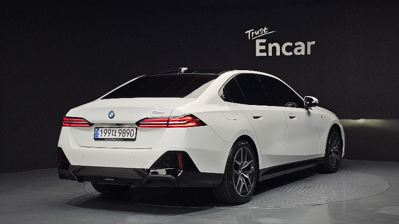 car BMW 5 Series id59857 photo #2