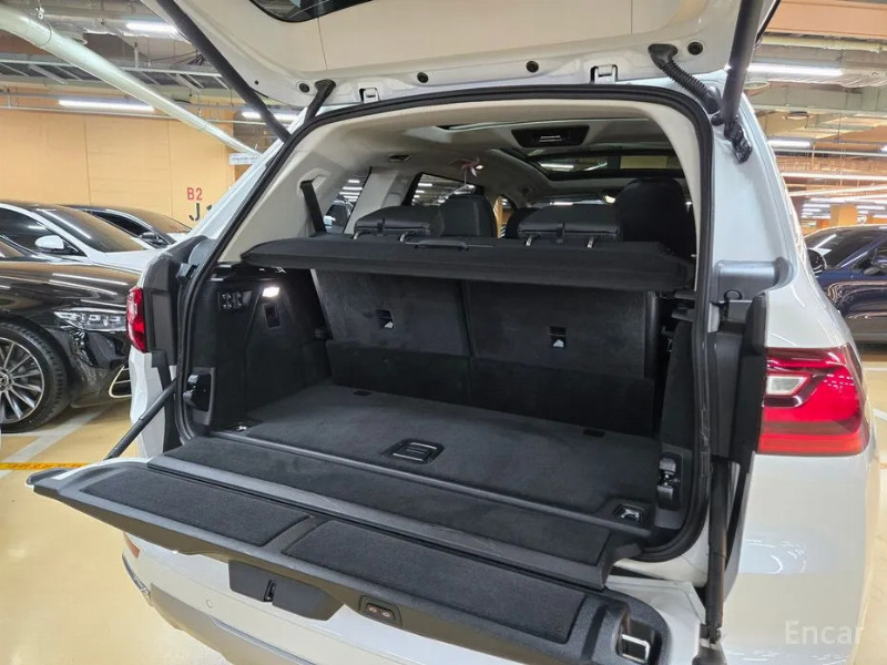 car BMW X7 id59863 photo #15