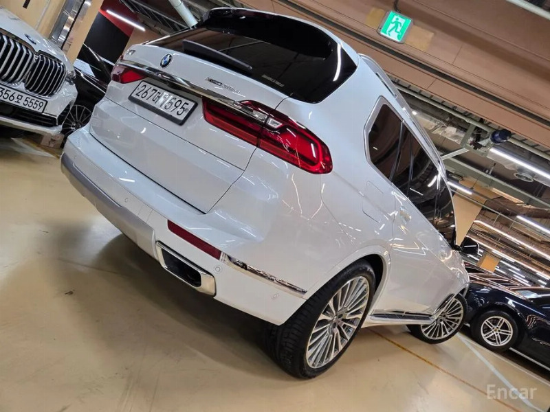 car BMW X7 id59863 photo #16