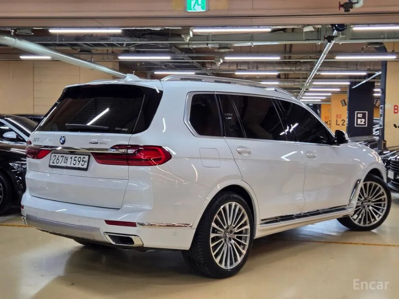 car BMW X7 id59863 photo #18