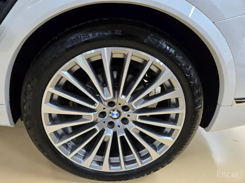 car BMW X7 id59863 photo #6