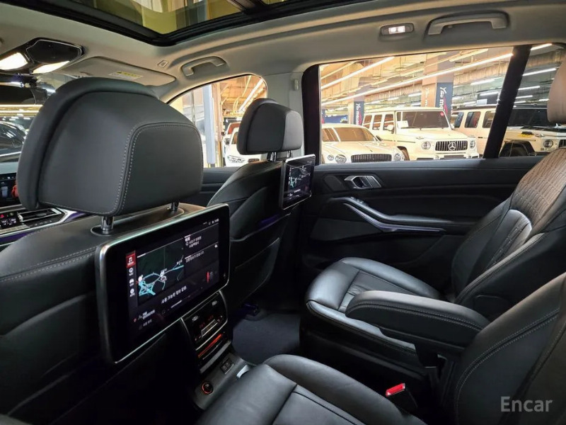 car BMW X7 id59863 photo #7