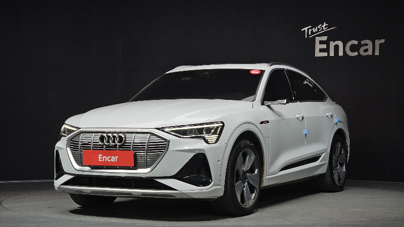 car Audi e-tron id59883 main photo