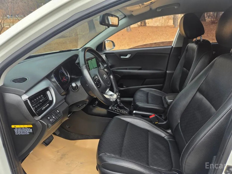 car KIA Stonic id59908 photo #10