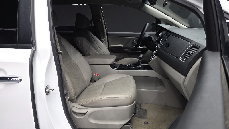 car KIA Carnival id59912 photo #11