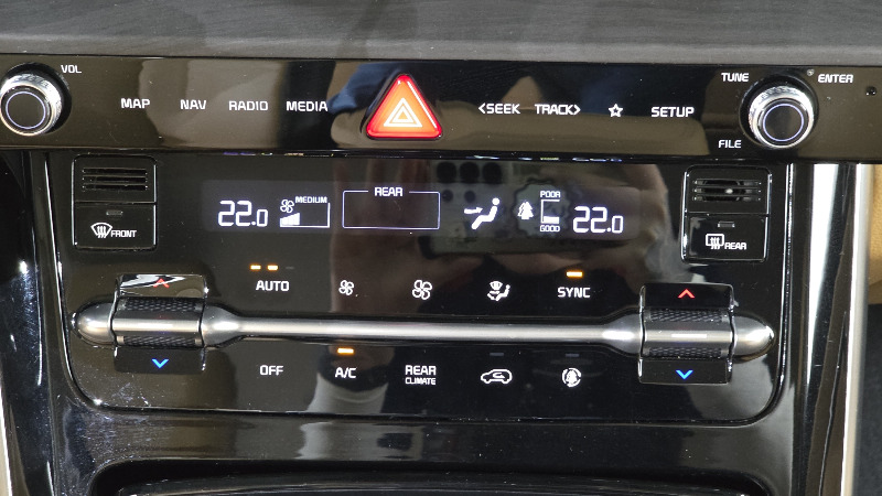 car KIA Carnival id59968 photo #16