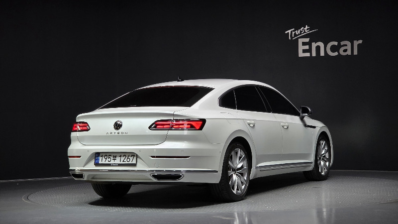 car Volkswagen Arteon id60000 photo #2