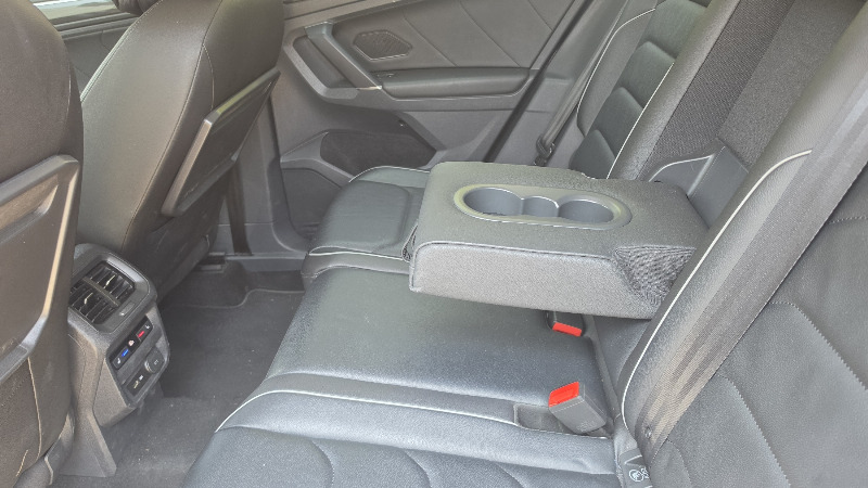 car Volkswagen Tiguan id60001 photo #7