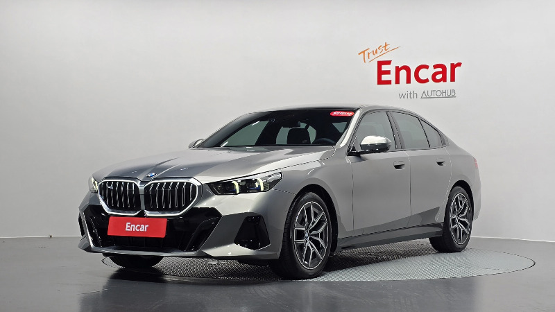 car BMW 5 Series id60071 main photo