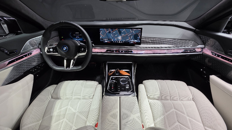 car BMW i7 id60090 photo #7