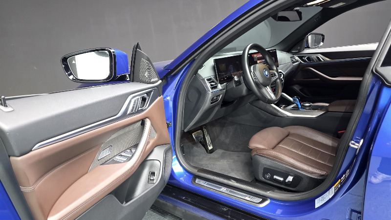 car BMW i4 id60098 photo #10