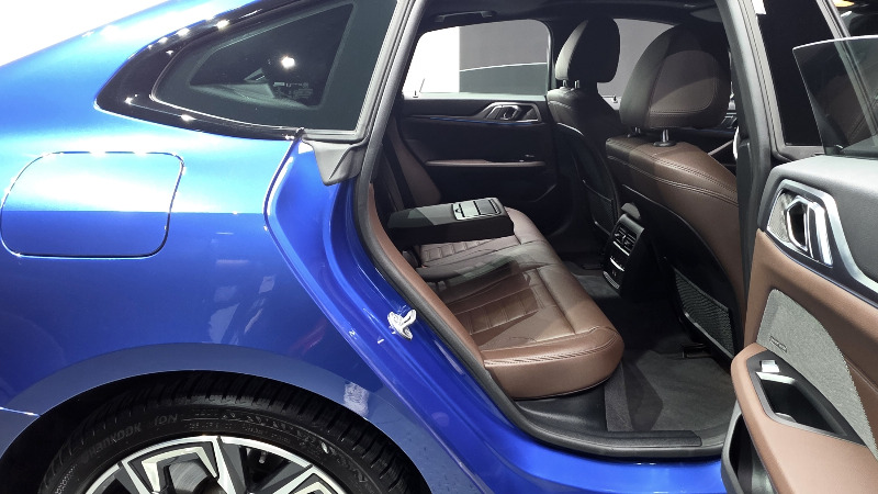 car BMW i4 id60098 photo #11