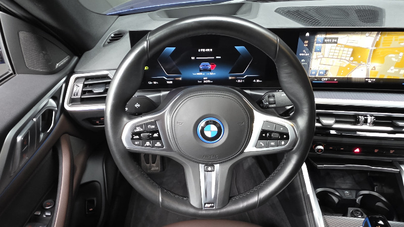 car BMW i4 id60098 photo #14