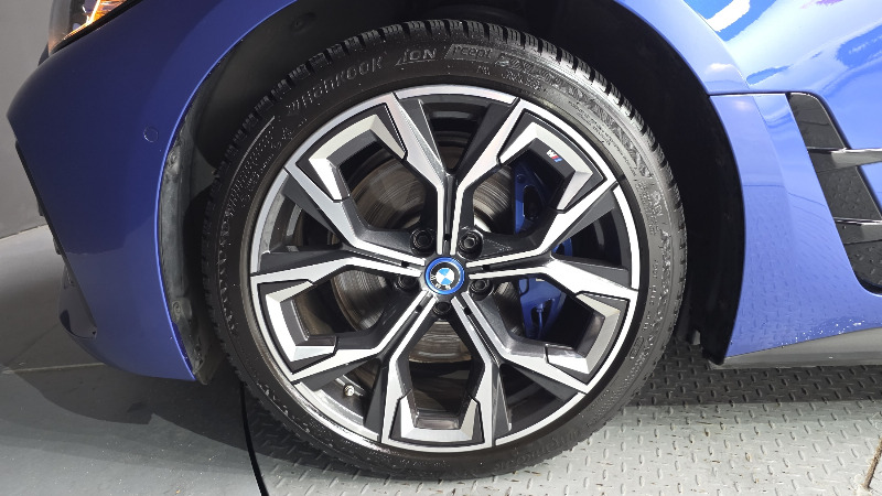 car BMW i4 id60098 photo #5
