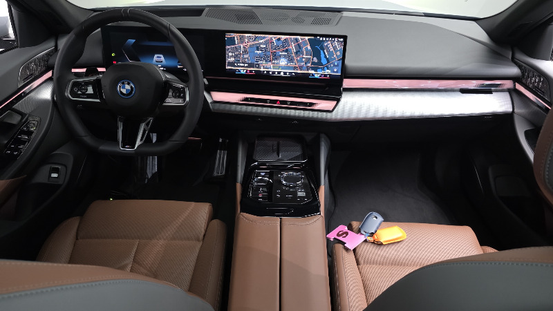car BMW i5 id60105 photo #7
