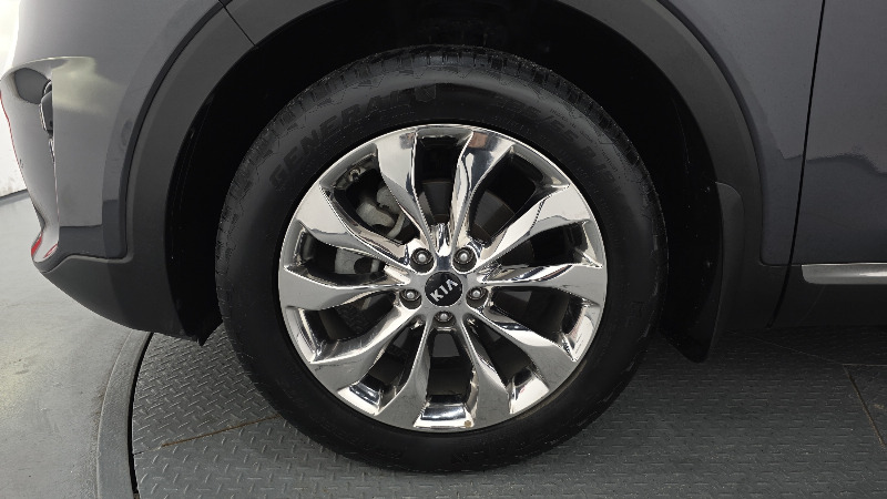 car KIA Sorento id60136 photo #5