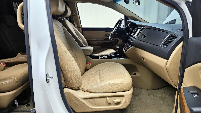 car KIA Carnival id60145 photo #10