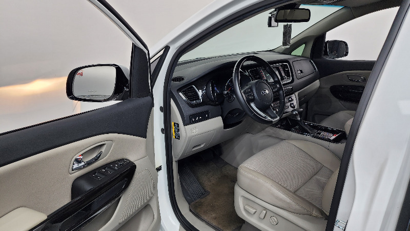 car KIA Carnival id60153 photo #10