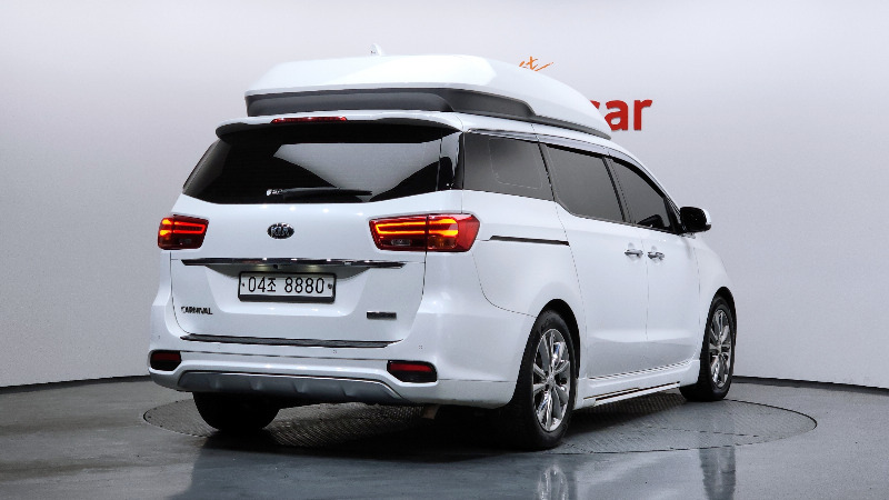 car KIA Carnival id60164 photo #2