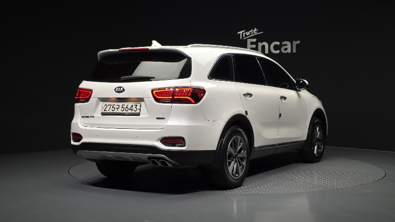 car KIA Sorento id60187 photo #2