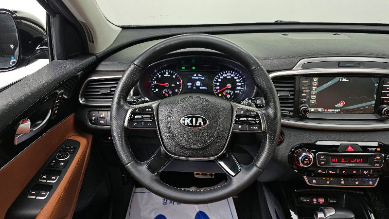 car KIA Sorento id60205 photo #14