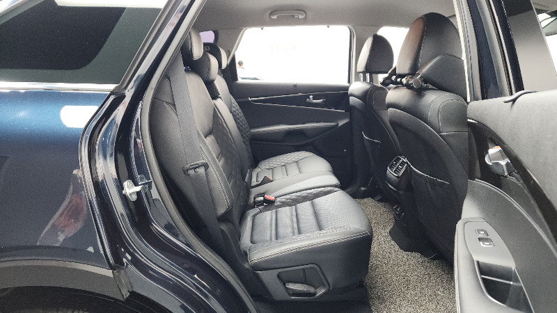 car KIA Sorento id60229 photo #11