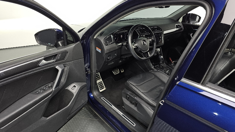 car Volkswagen Tiguan id60235 photo #11