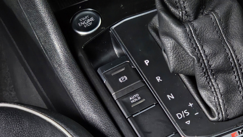 car Volkswagen Tiguan id60235 photo #19
