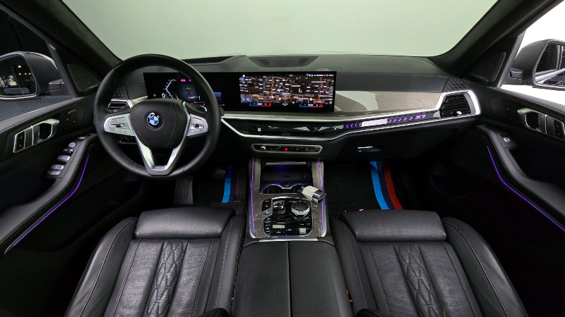 car BMW X7 id60252 photo #7