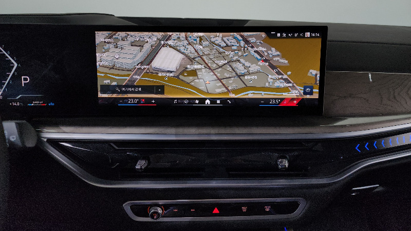 car BMW X7 id60280 photo #14
