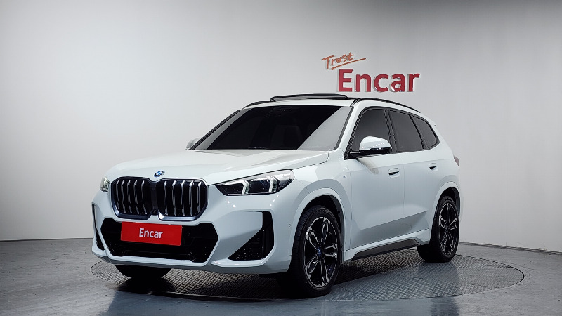 car BMW iX id60324 main photo