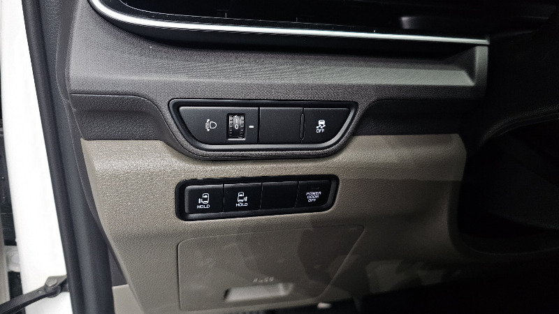 car KIA Carnival id60378 photo #17