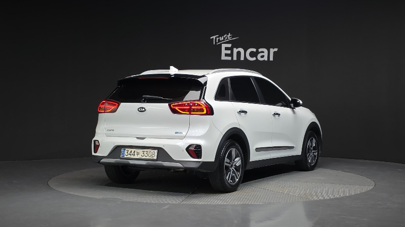 car KIA Niro id60385 photo #2