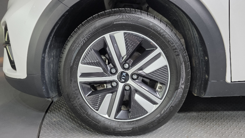 car KIA Niro id60385 photo #5