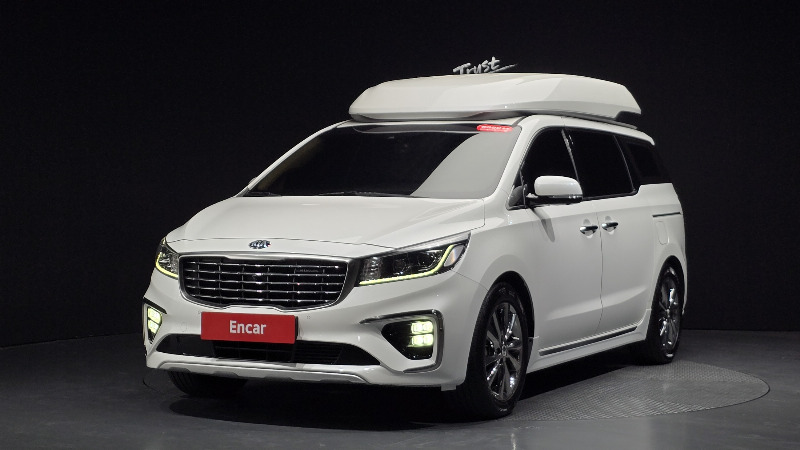 car KIA Carnival id60405 main photo