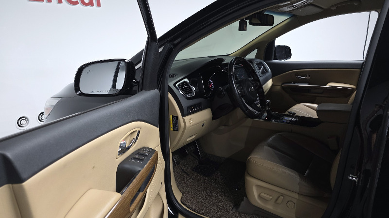 car KIA Carnival id60406 photo #10