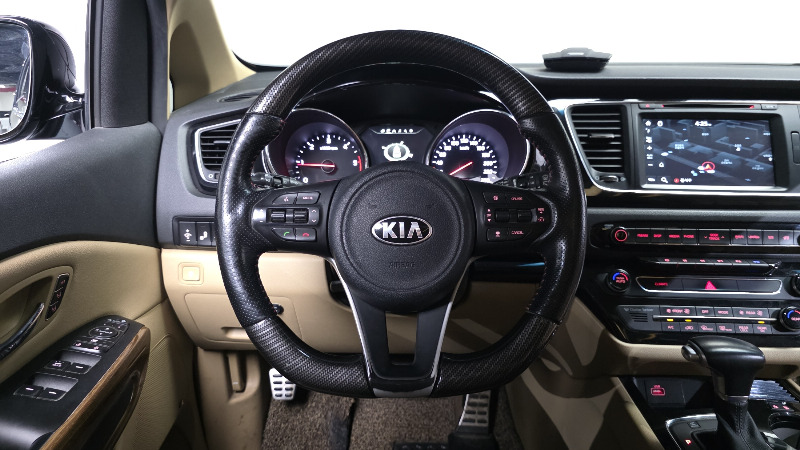 car KIA Carnival id60406 photo #12