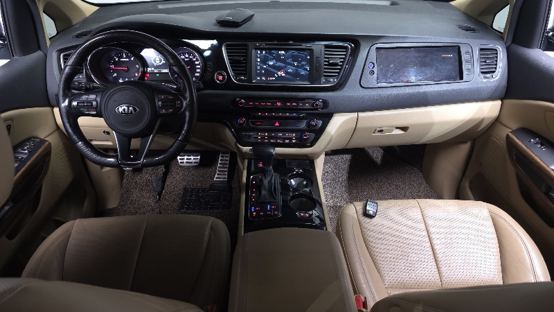 car KIA Carnival id60406 photo #7