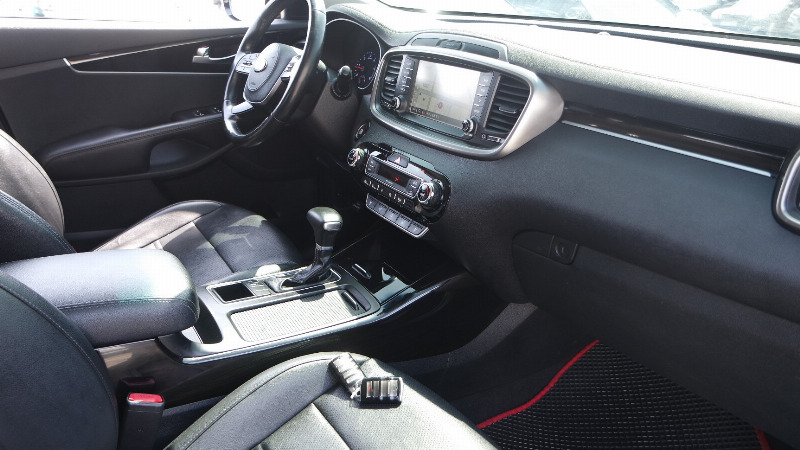 car KIA Sorento id60408 photo #11