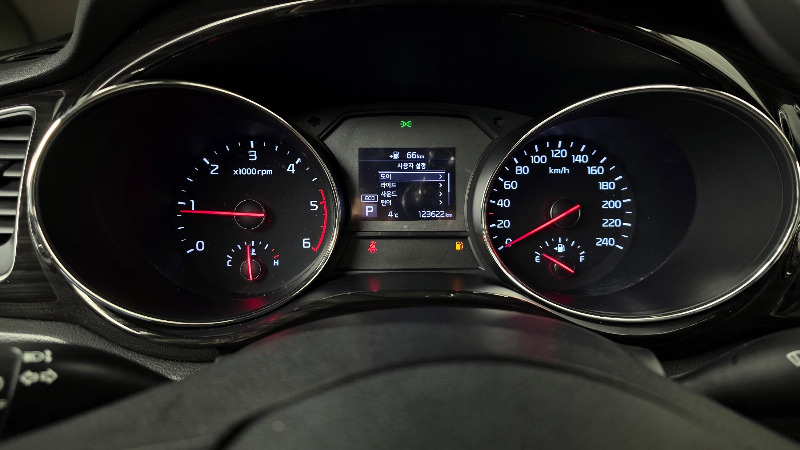 car KIA Carnival id60425 photo #8