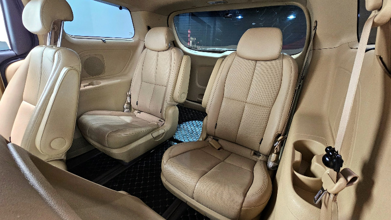 car KIA Carnival id60433 photo #13