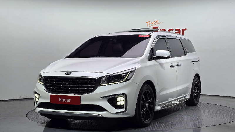 car KIA Carnival id60437 main photo