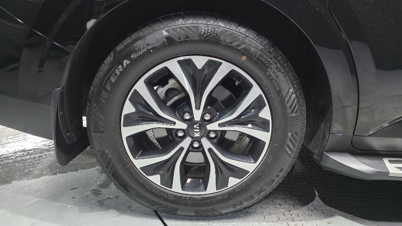 car KIA Carnival id60452 photo #5