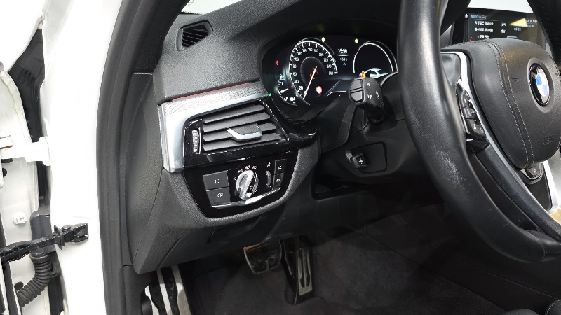 car BMW 5 Series id60509 photo #13