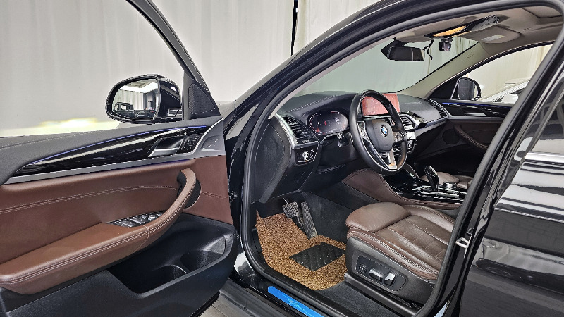 car BMW X4 id60514 photo #10