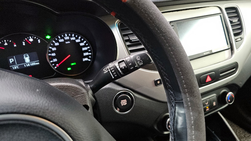 car KIA Carens id60596 photo #16
