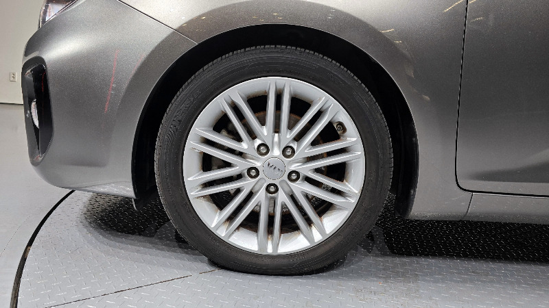 car KIA Carens id60596 photo #5