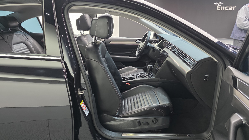 car Volkswagen Passat id60662 photo #11